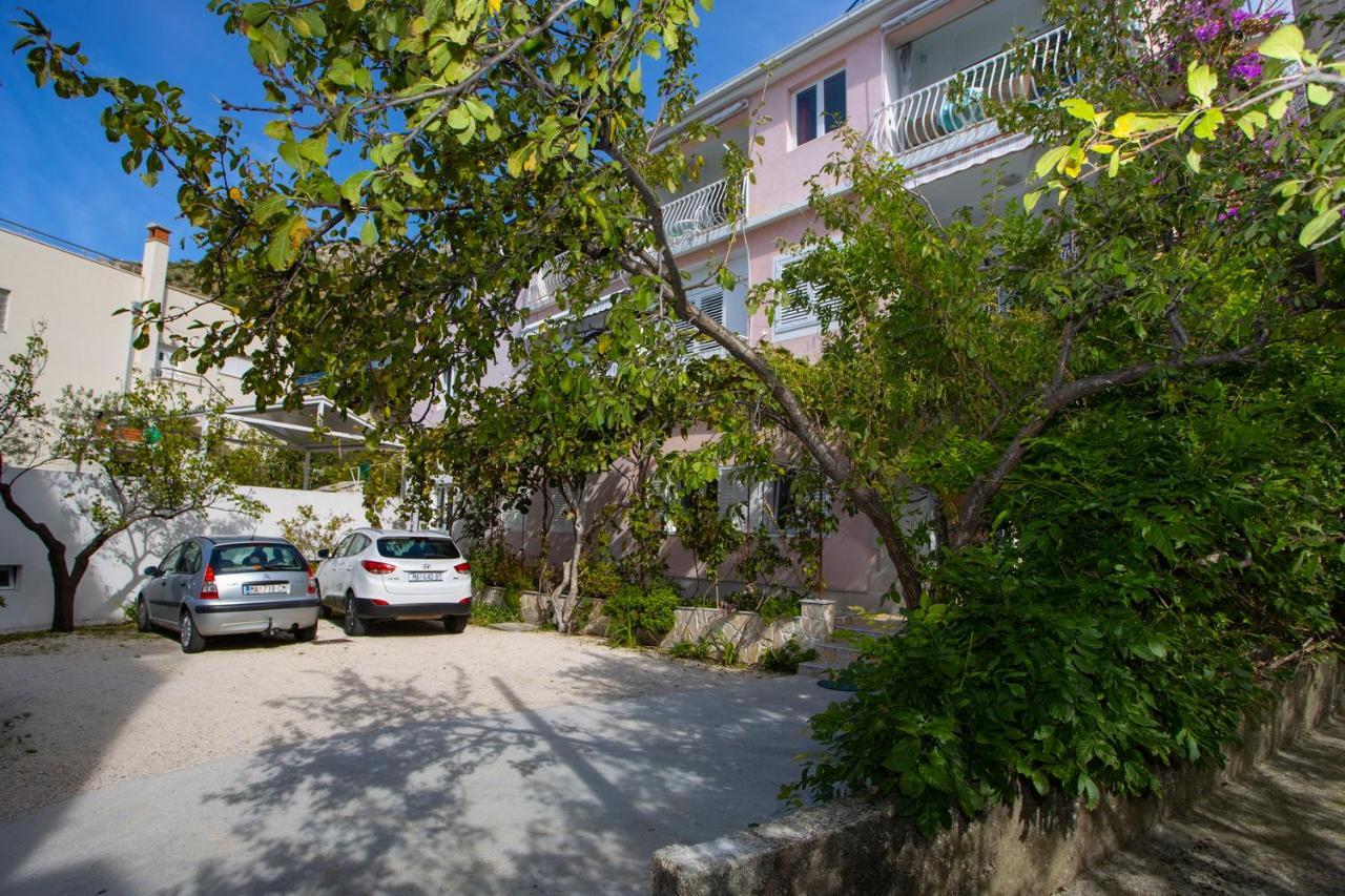 Apartmani Miki Подгора Екстериор снимка