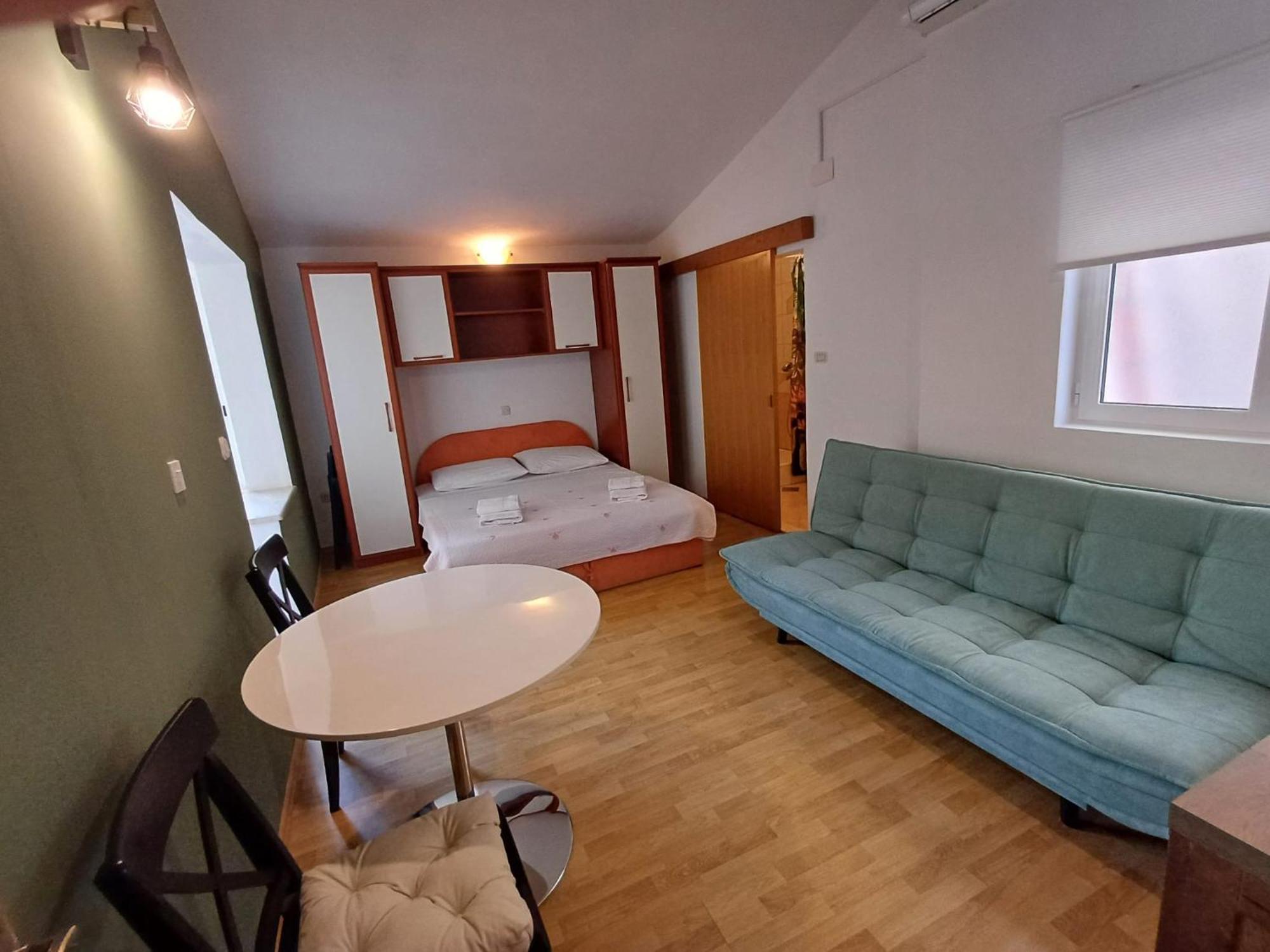 Apartmani Miki Подгора Екстериор снимка