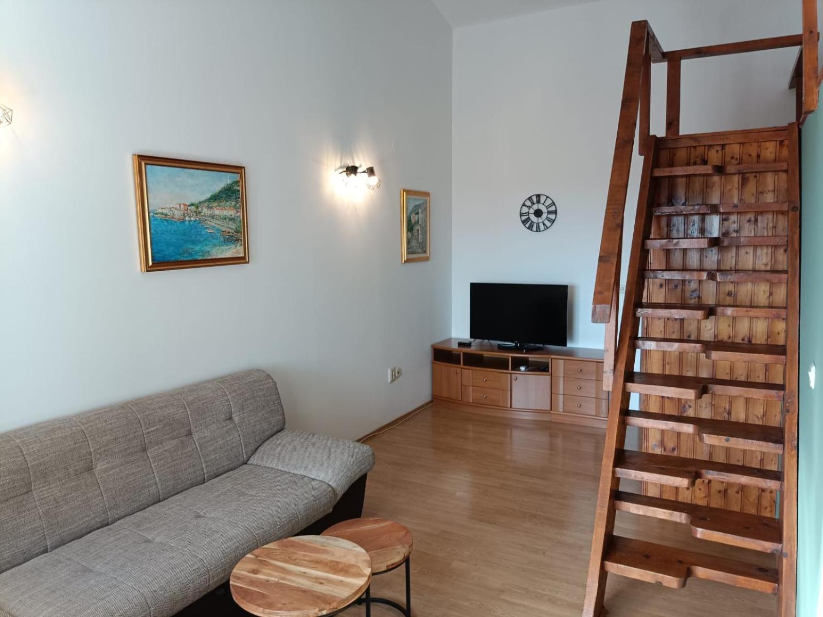 Apartmani Miki Подгора Екстериор снимка